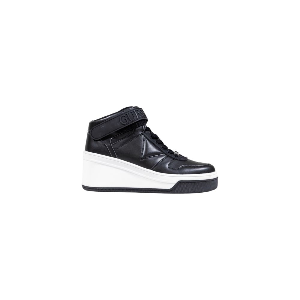 Guess Plateau-Sneaker aus schwarzem Polyethylen – Stilvoll & Modern.