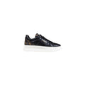 Guess Low-Top-Sneaker aus zweifarbigem Polyester – Stilvoll & Komfortabel.