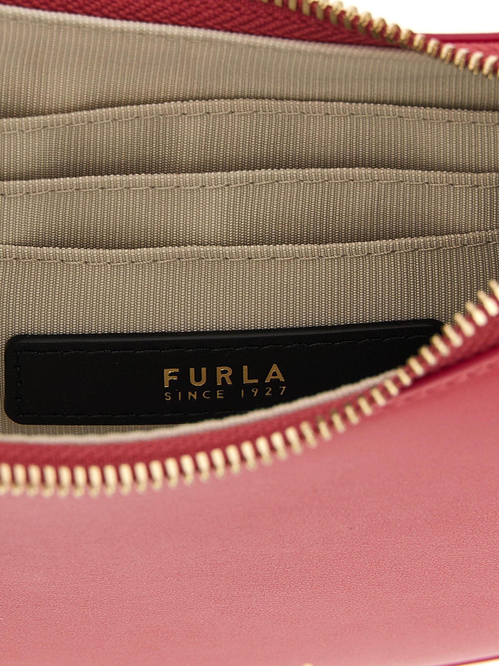 Furla Schultertasche aus Fuchsia-Kalbsleder