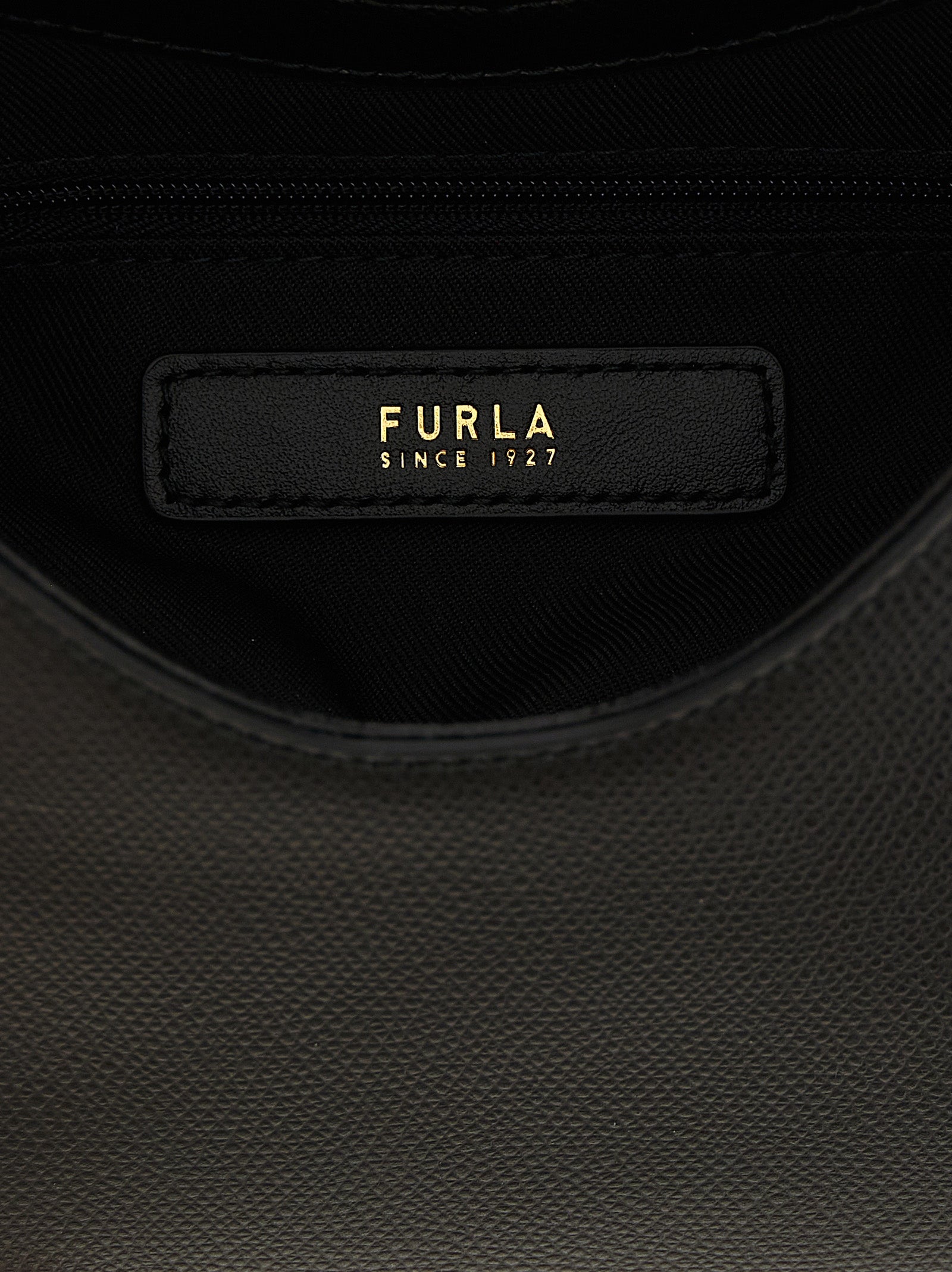 Furla Schwarze Kalbsleder-Handtasche