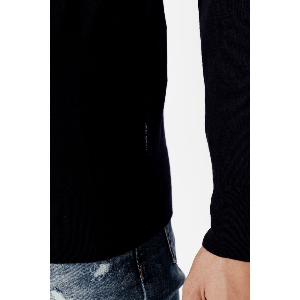 Blauer Wollpullover