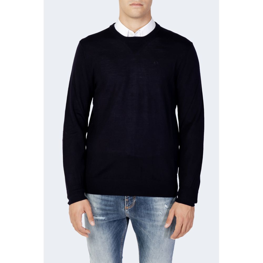 Blauer Wollpullover